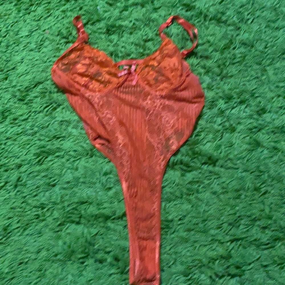 ORANGE lace bodysuit (Dar)